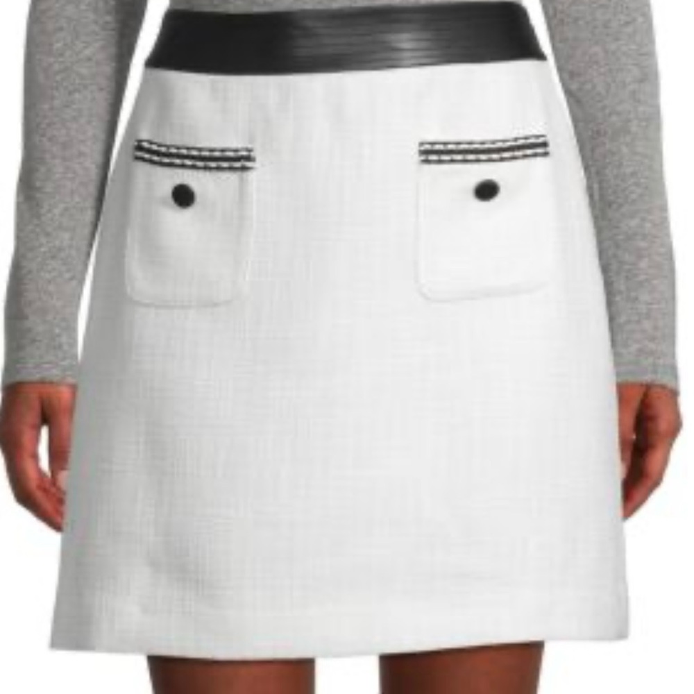 Karl Lagerfeld PARIS tweed skirt 10 white w contrasting trim Pockets above knee